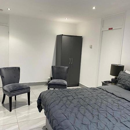 Luxurious 2-Bed Apartment In Woolwich Londra Dış mekan fotoğraf