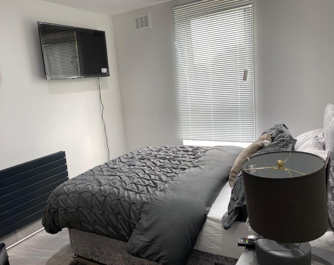 Luxurious 2-Bed Apartment In Woolwich Londra Dış mekan fotoğraf