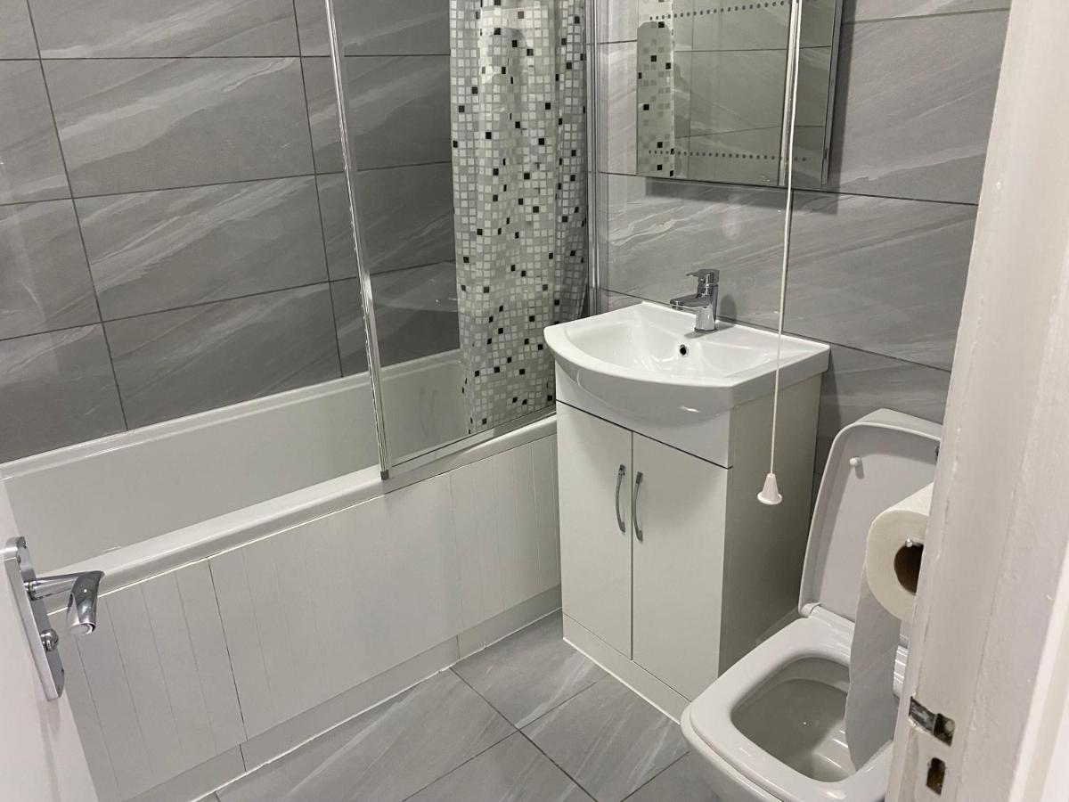 Luxurious 2-Bed Apartment In Woolwich Londra Dış mekan fotoğraf