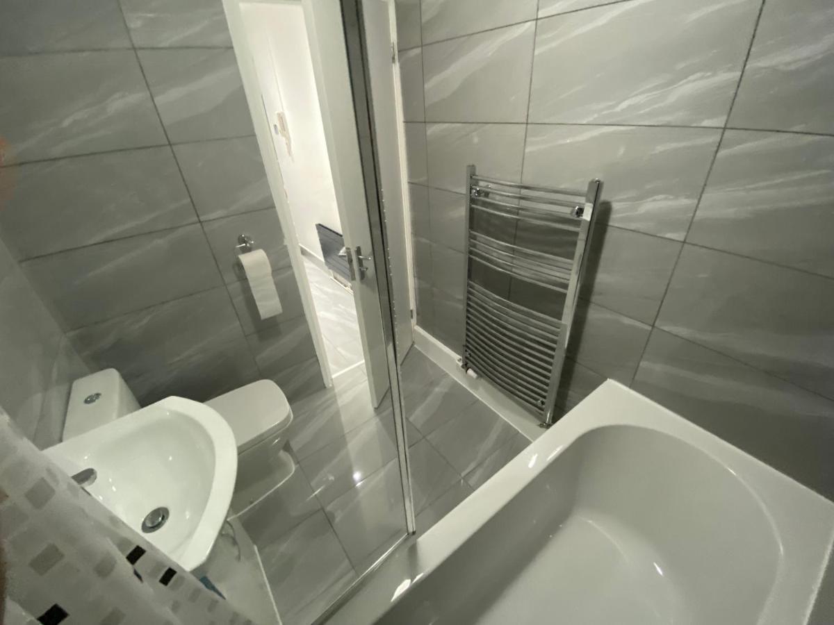 Luxurious 2-Bed Apartment In Woolwich Londra Dış mekan fotoğraf